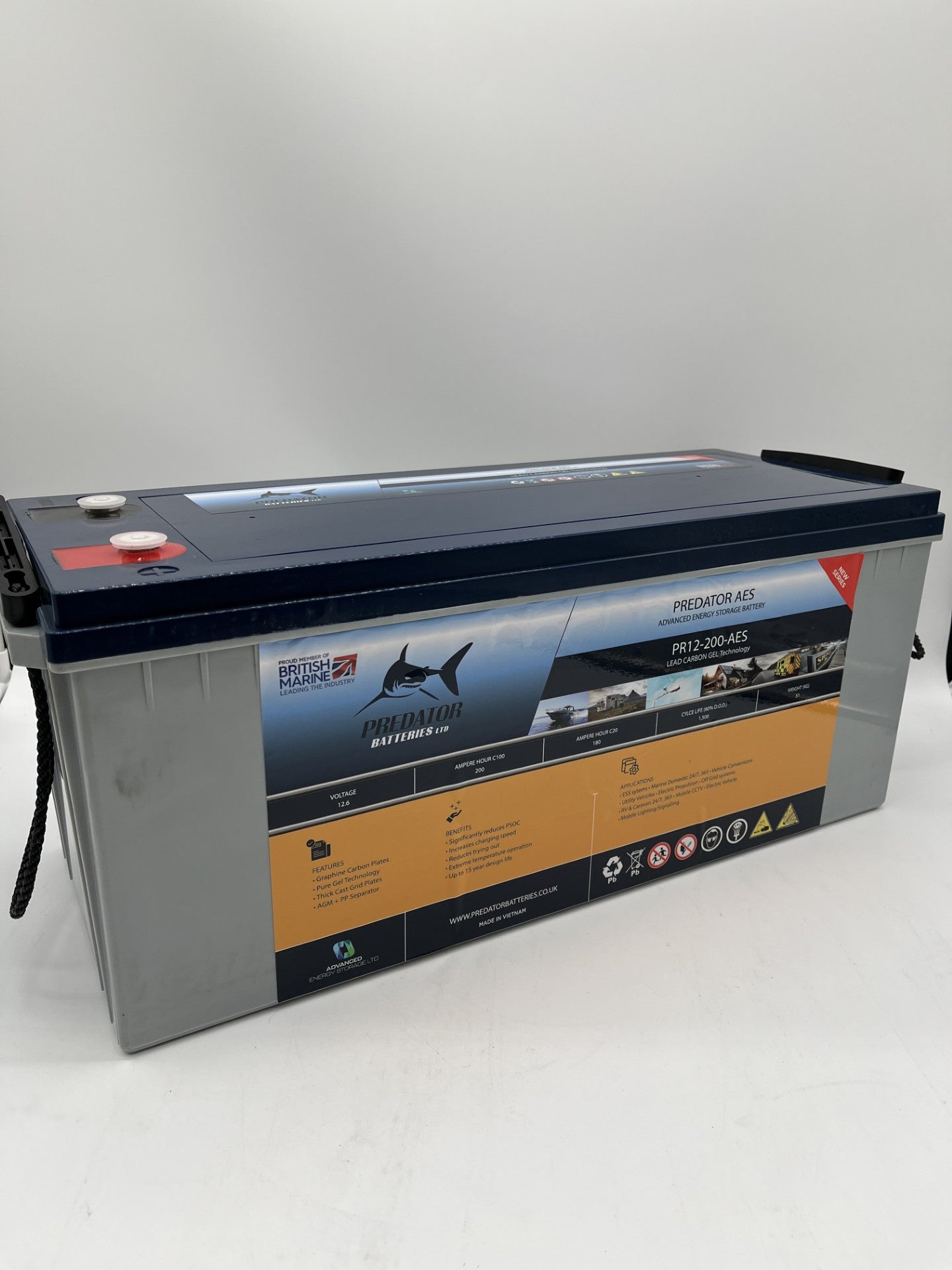 Predator Batteries 12v 200Ah AES Carbon Gel Battery – 5 Year Guarantee – Long Life battery with M8 Terminals - Powerland.co.uk